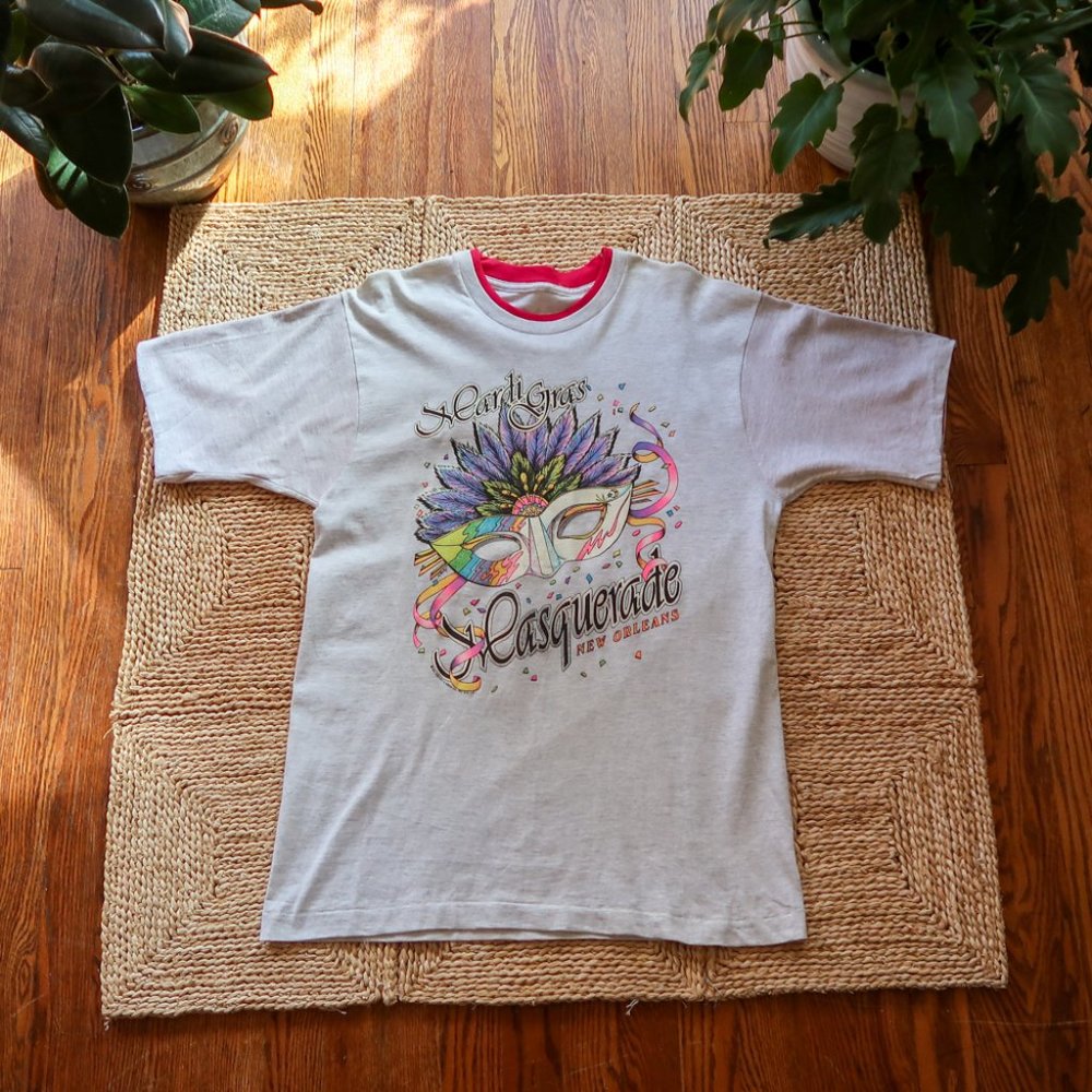 Vintage New Orleans Mardi Gras Masquerade T-Shirt